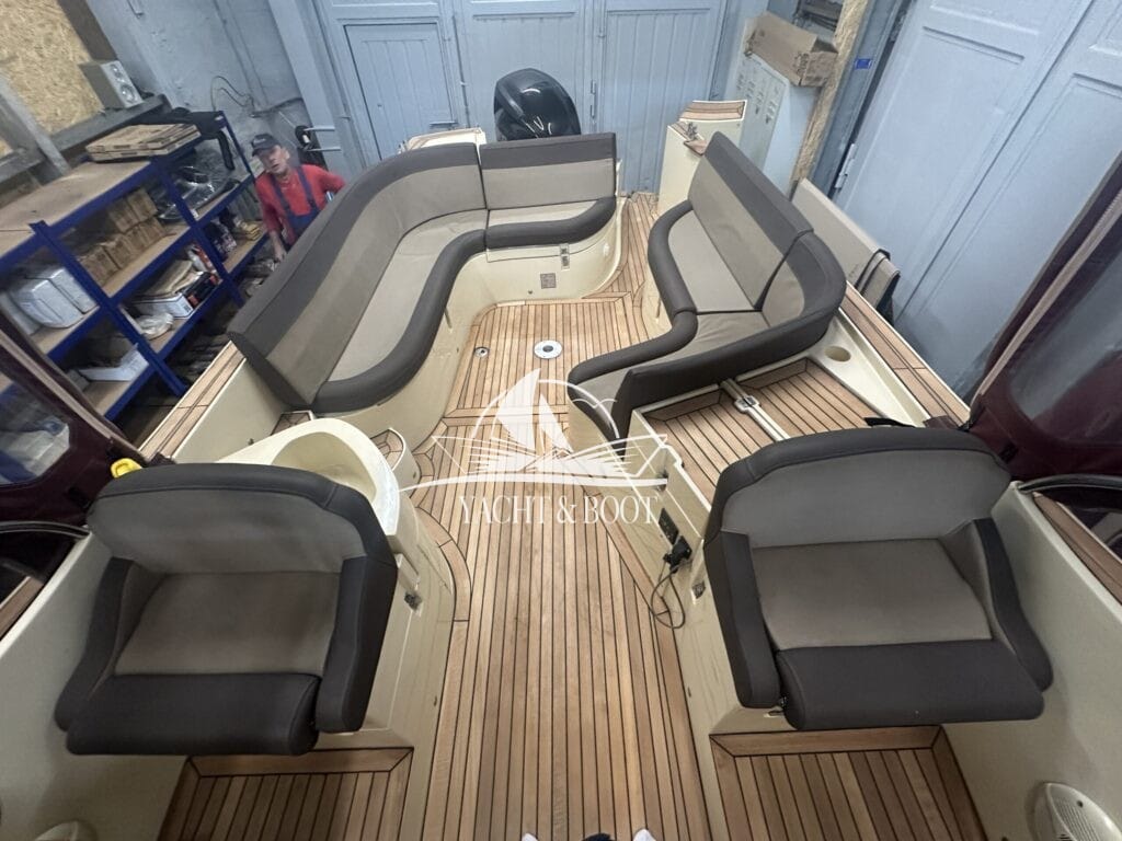 Motorboot Oud Huijzer 700 Cabine