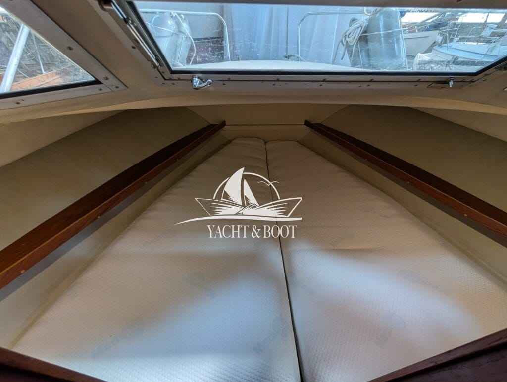 Motorboot Fjord 30 Cabin