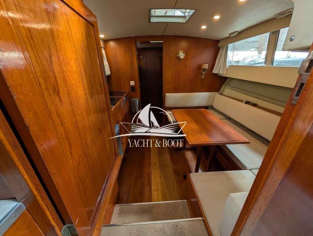 Motorboot Fjord 30 Cabin