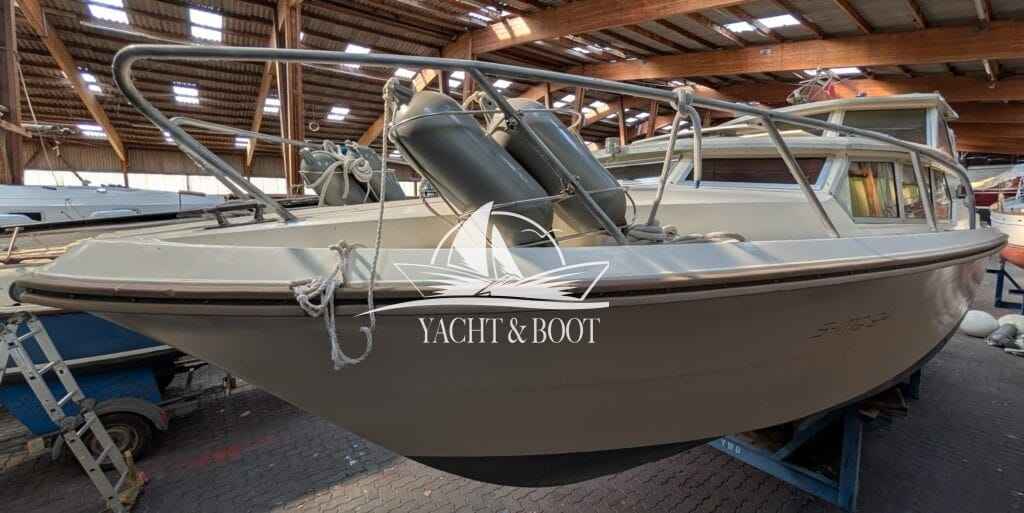 Motorboot Fjord 30 Cabin