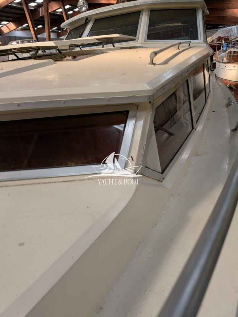 Motorboot Fjord 30 Cabin