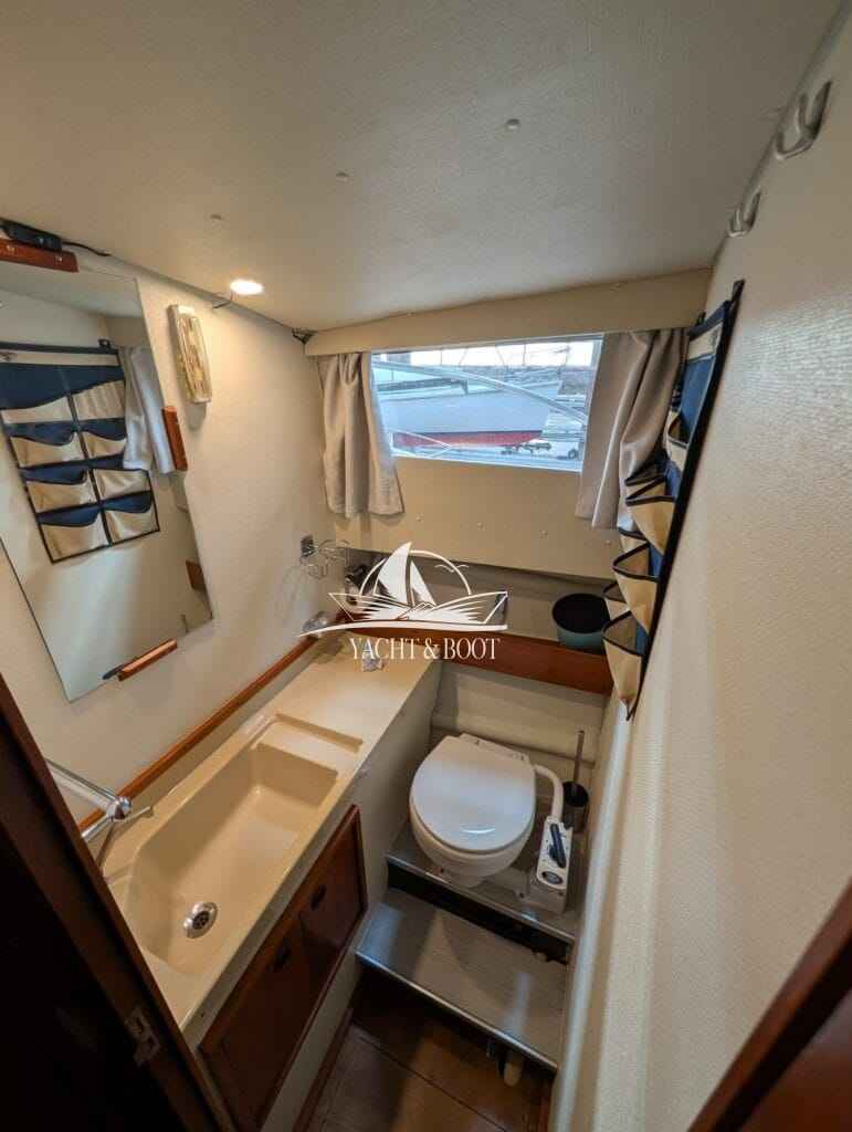 Motorboot Fjord 30 Cabin