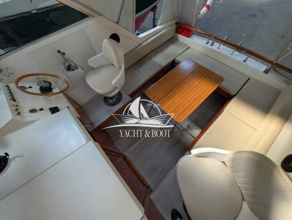 Motorboot Fjord 30 Cabin
