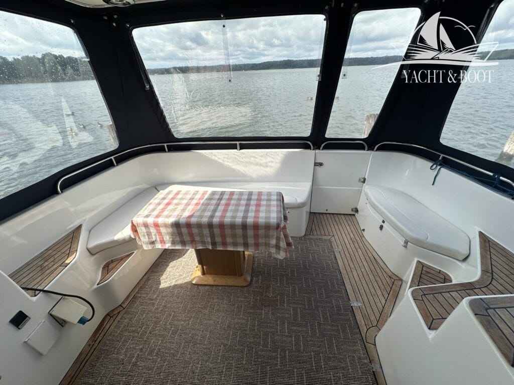 Motorboot Galeon 380 Fly