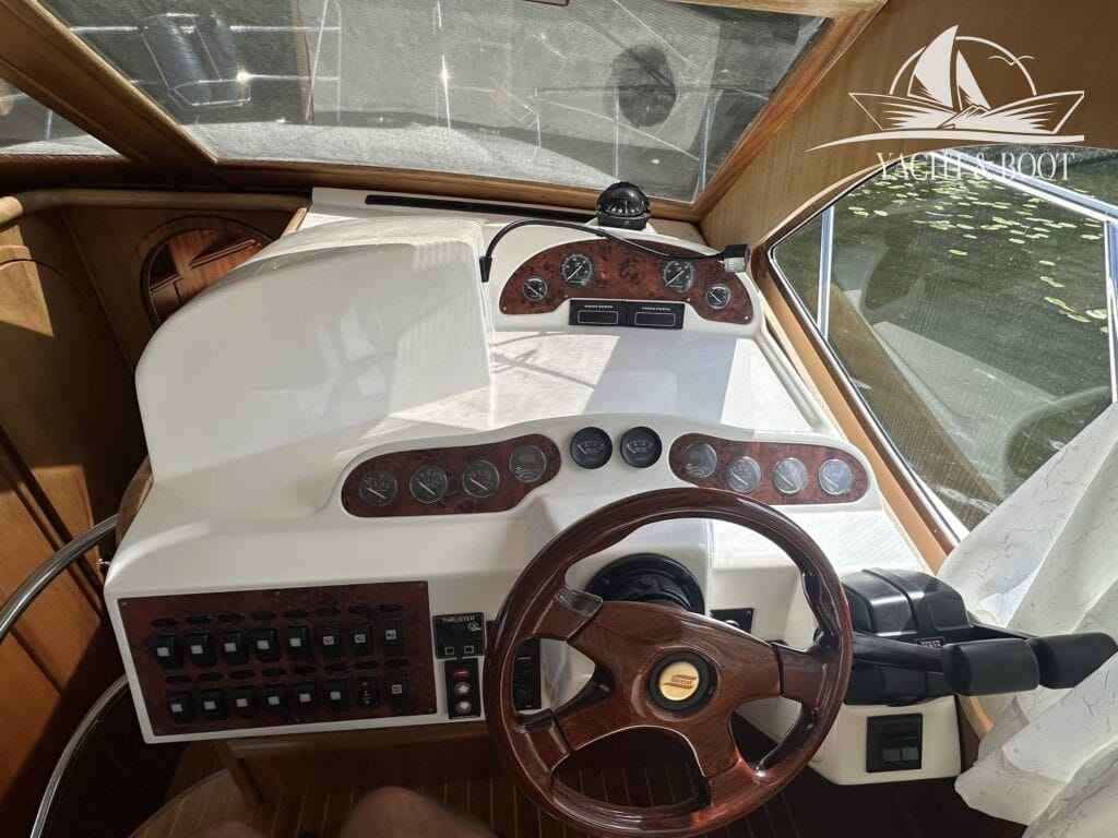 Motorboot Galeon 380 Fly