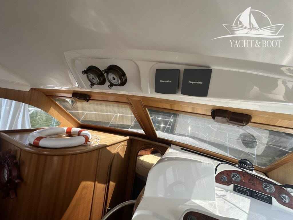 Motorboot Galeon 380 Fly