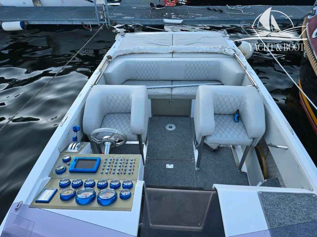 Motorboot Chris Craft Scorpion 260 SL