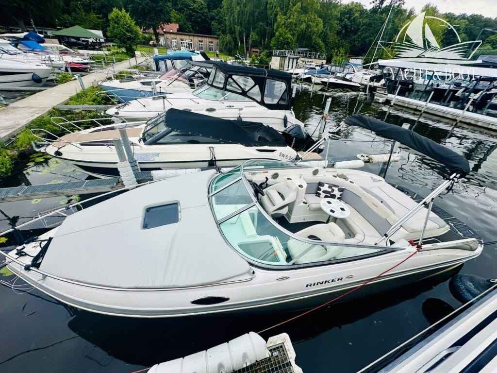 Motorboot Rinker 246 Captiva