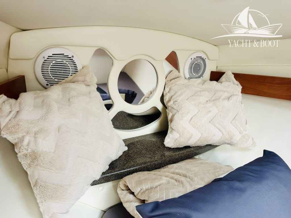Motorboot Rinker 246 Captiva