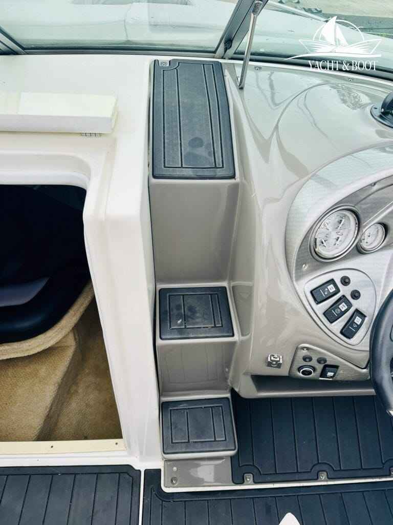 Motorboot Rinker 246 Captiva