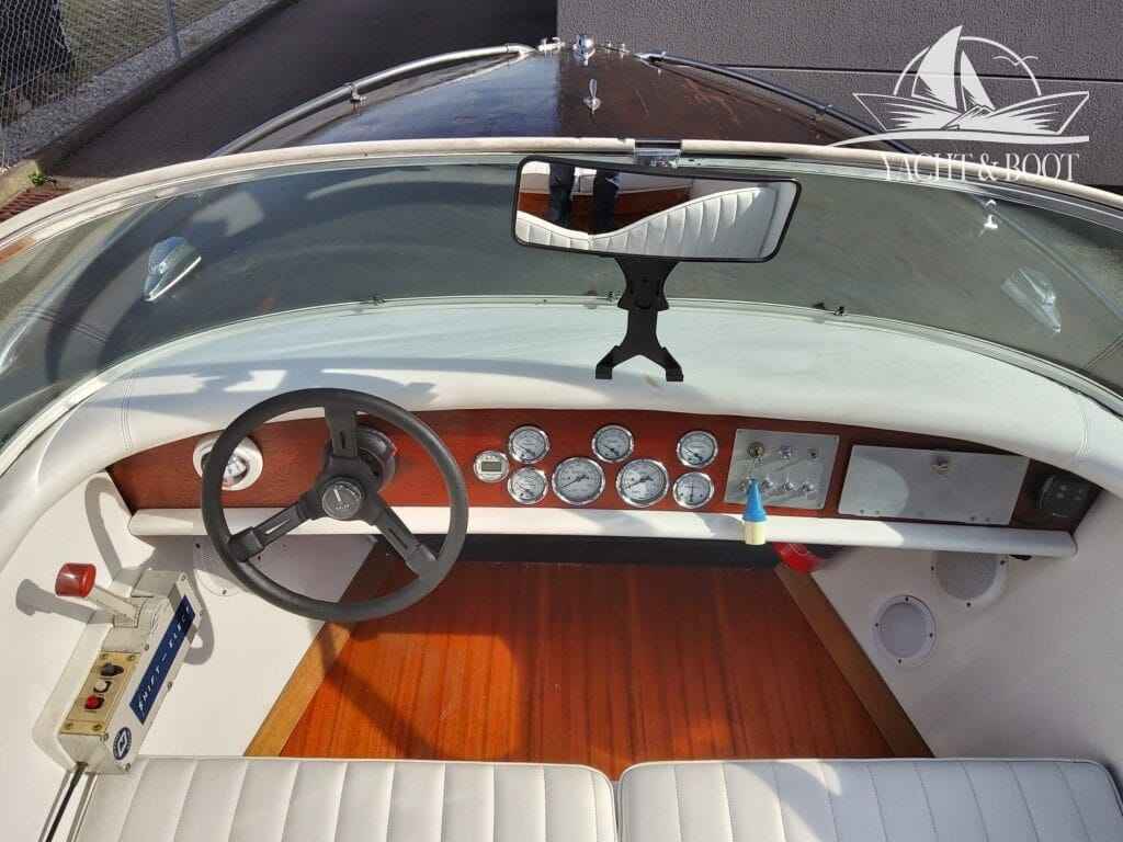 Motorboot Züllig Ascona