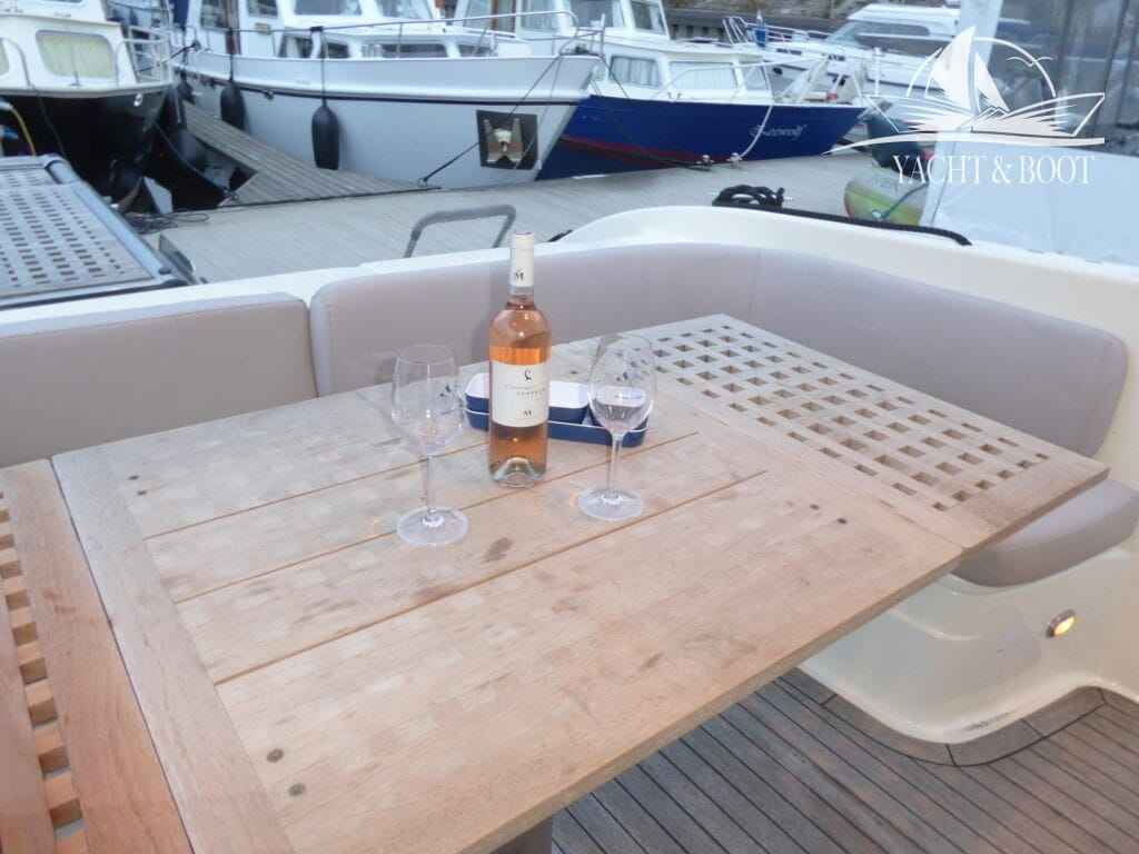 Motorboot Cranchi Atlantique 48