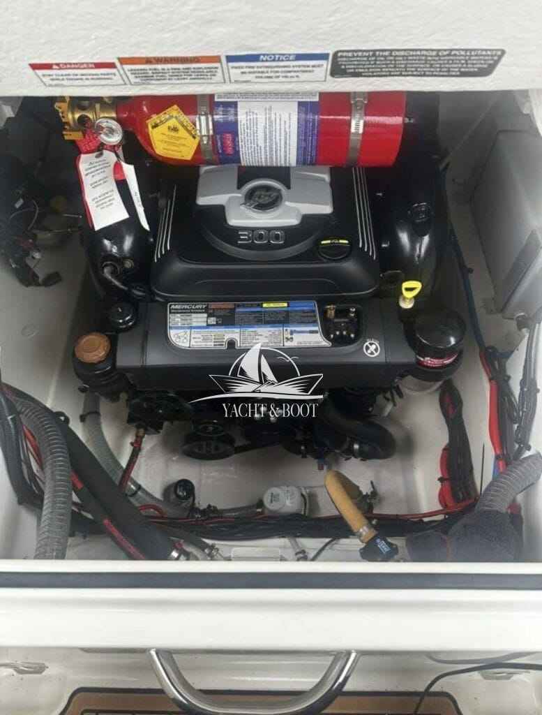 Motorboot Bayliner VR6 C
