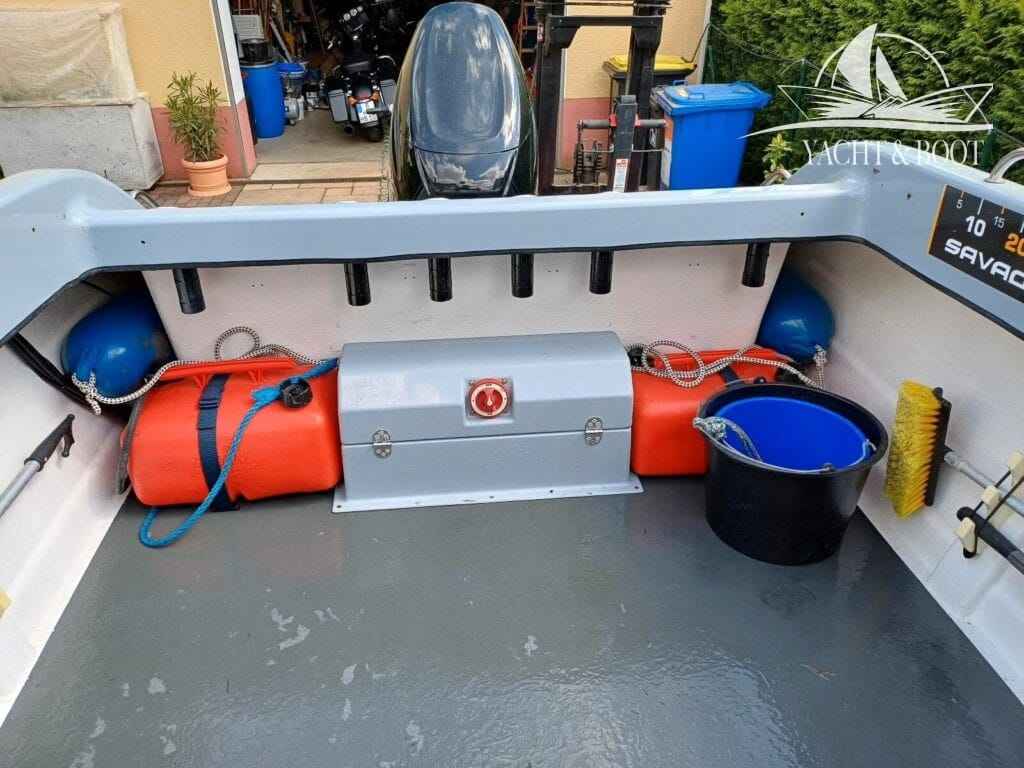 Motorboot Warrior Boats 2018