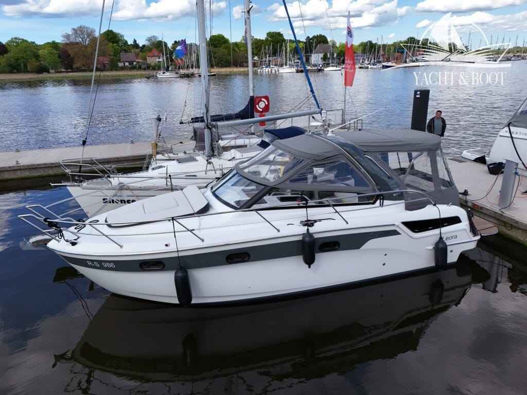Motorboot Bavaria S 30 Open