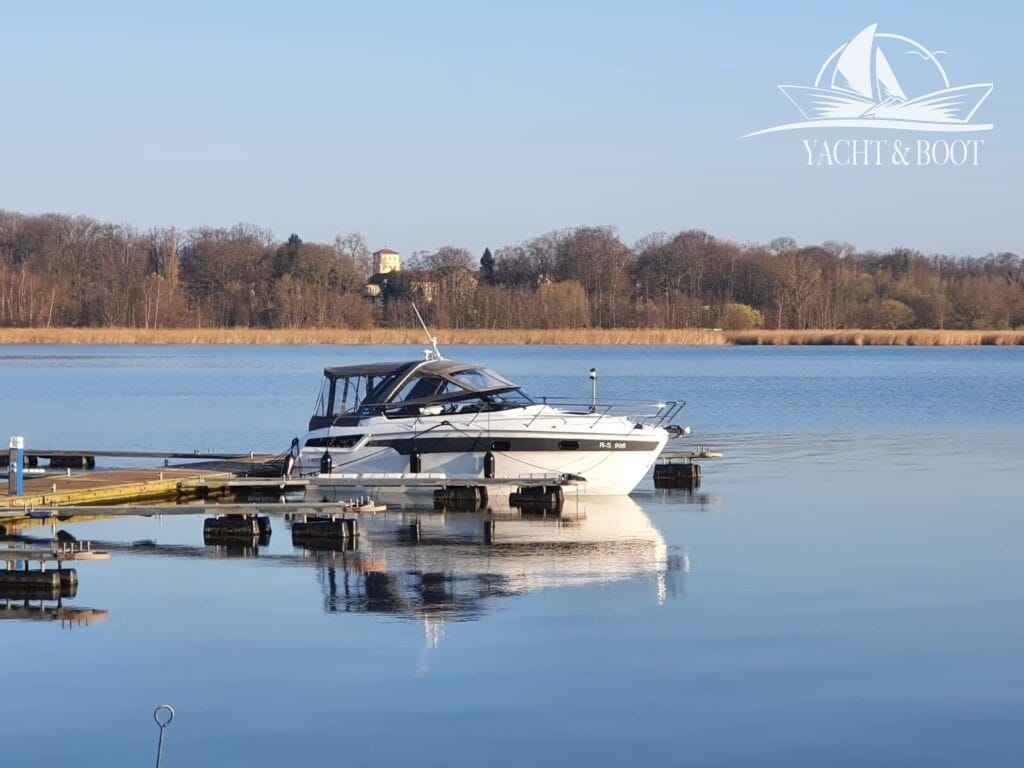 Motorboot Bavaria S 30 Open