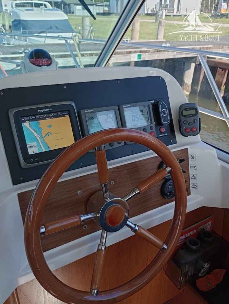 Motorboot Jeanneau Merry Fisher 900