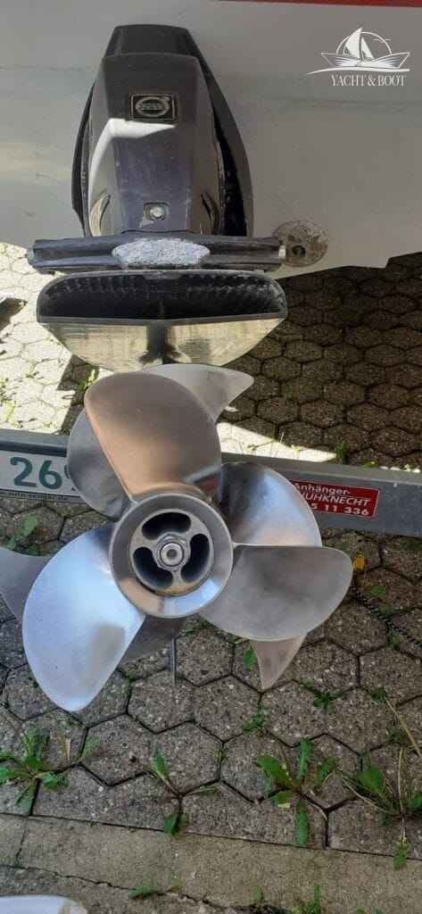Motorboot Sessa S 26