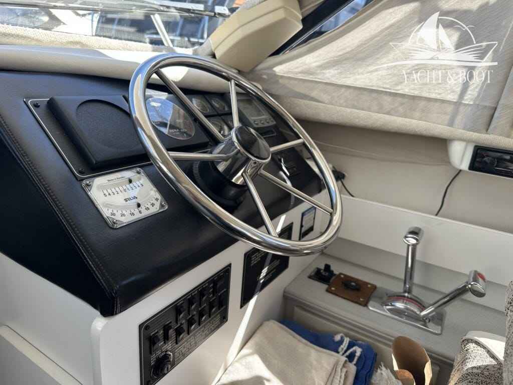 Motorboot Bayliner 2858 Flybridge