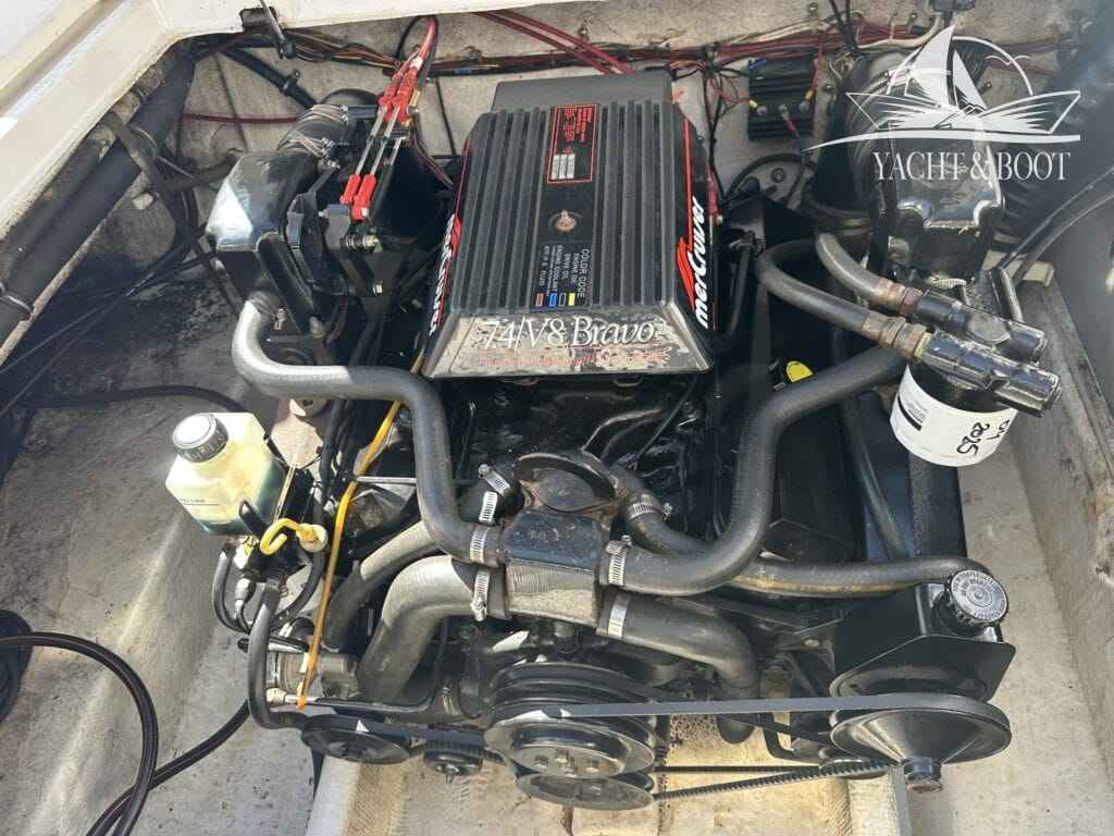Motorboot Bayliner 2858 Flybridge