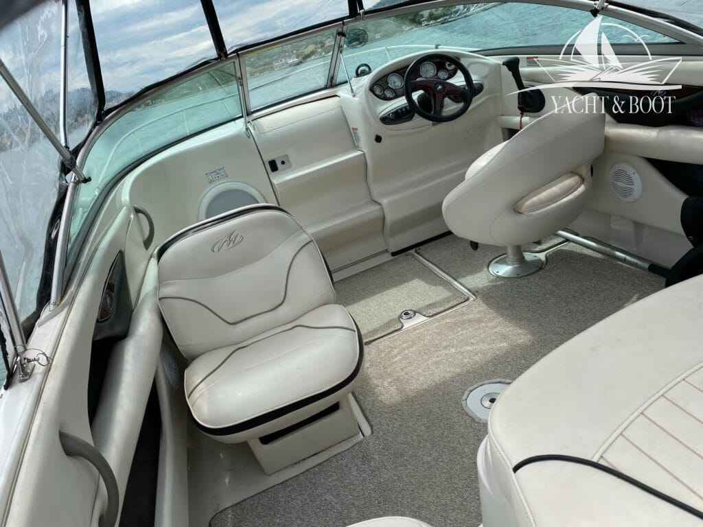 Motorboot Monterey Montura 218 LC