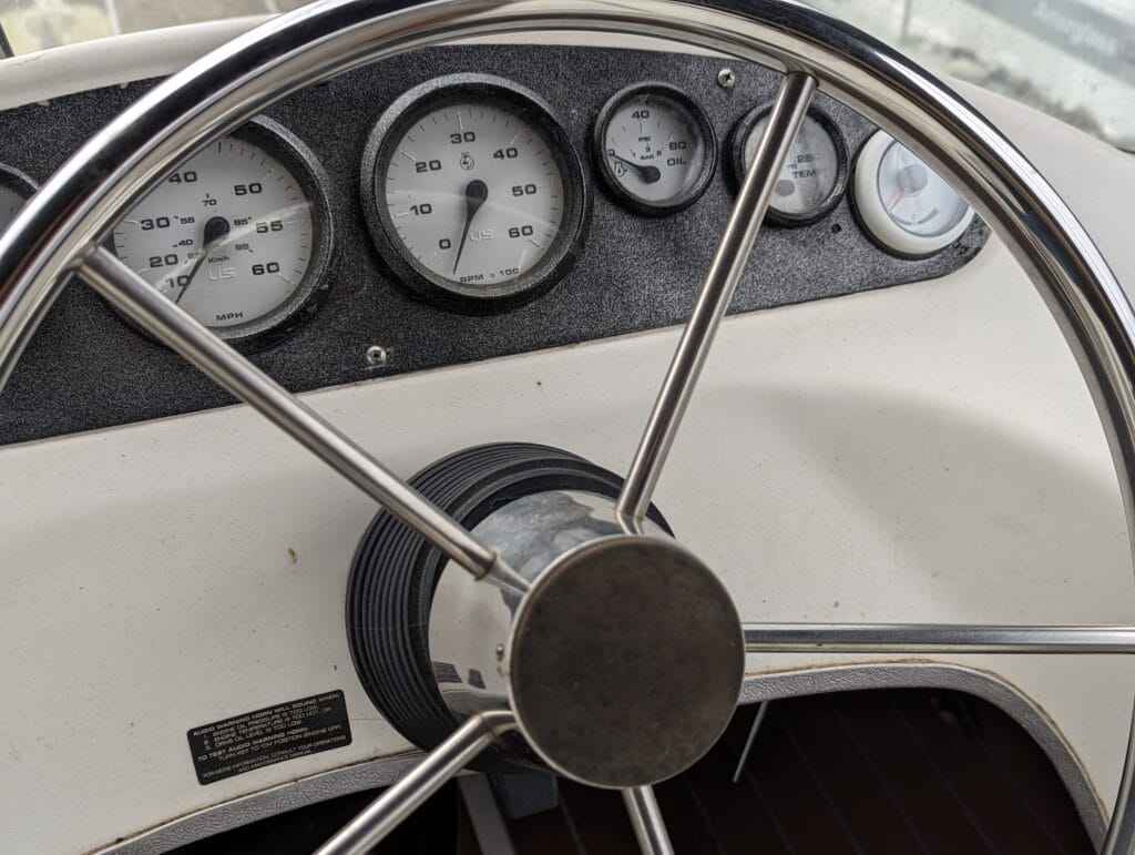 Motorboot Bayliner (US) Cierra 2858 Fly