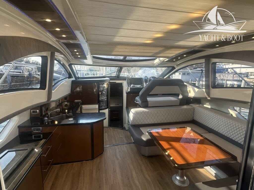 Motorboot Marquis 420 Sport Coupe