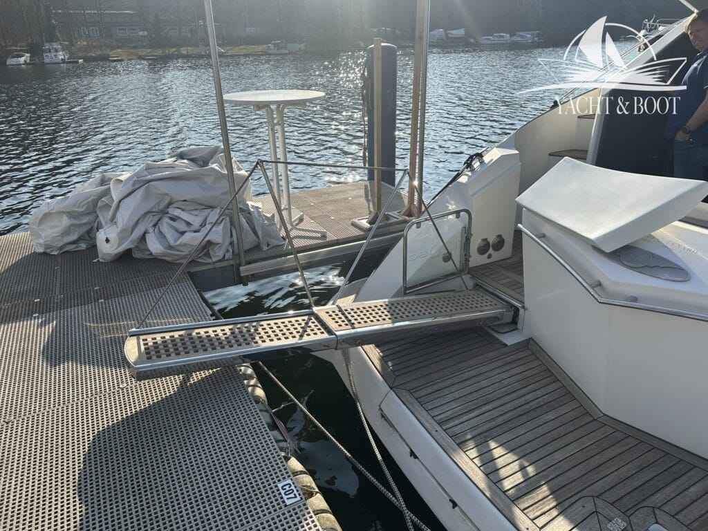 Motorboot Marquis 420 Sport Coupe