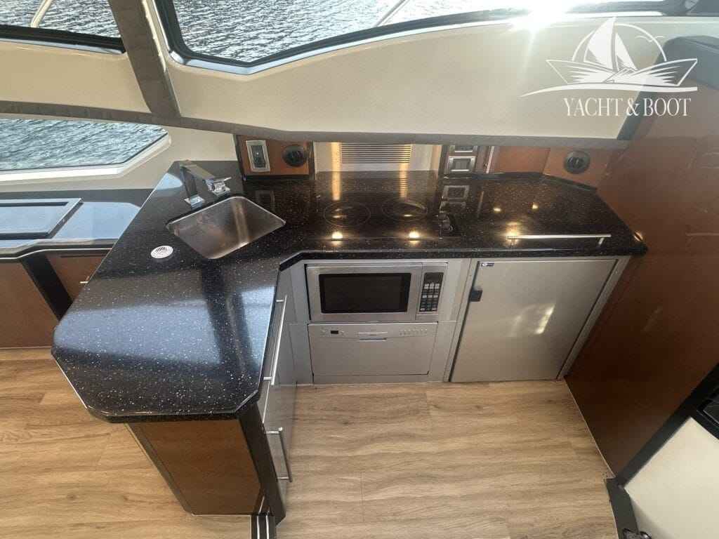 Motorboot Marquis 420 Sport Coupe