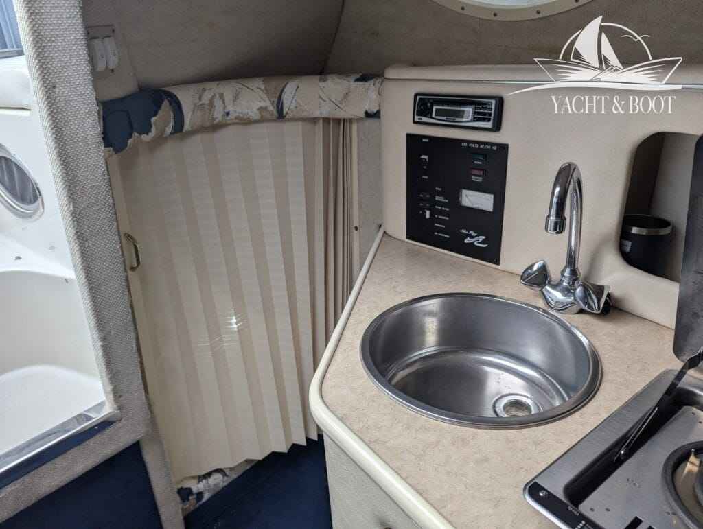 Motorboot Sea Ray 240 DA Sundancer