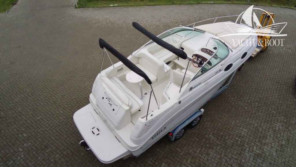 Motorboot Sea Ray 240 DA Sundancer