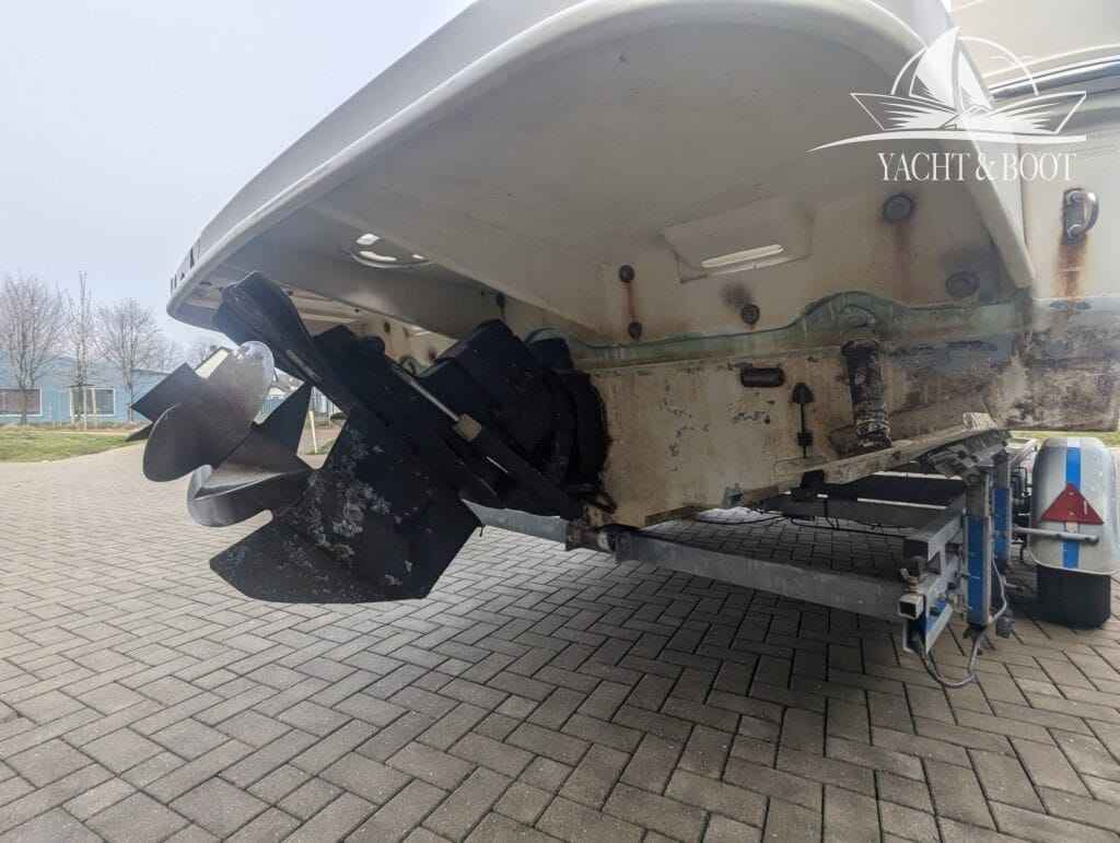 Motorboot Sea Ray 240 DA Sundancer