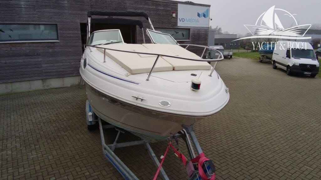Motorboot Sea Ray 240 DA Sundancer