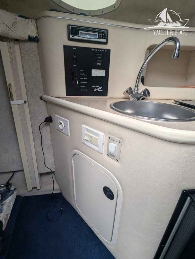 Motorboot Sea Ray 240 DA Sundancer