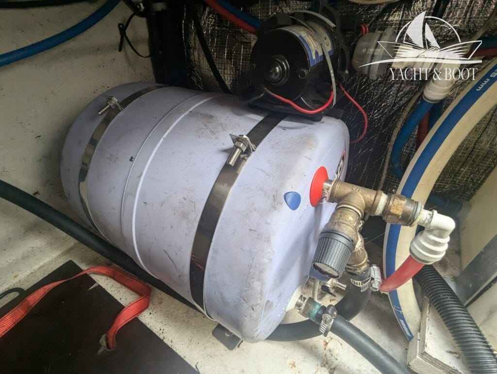 Motorboot Sea Ray 240 DA Sundancer