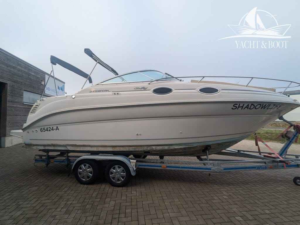 Motorboot Sea Ray 240 DA Sundancer