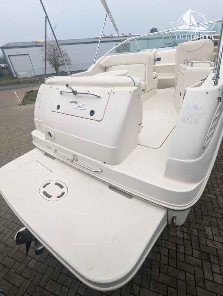 Motorboot Sea Ray 240 DA Sundancer