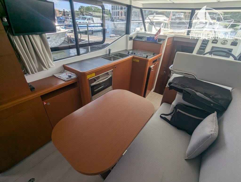 Motorboot Beneteau Swift Trawler 30