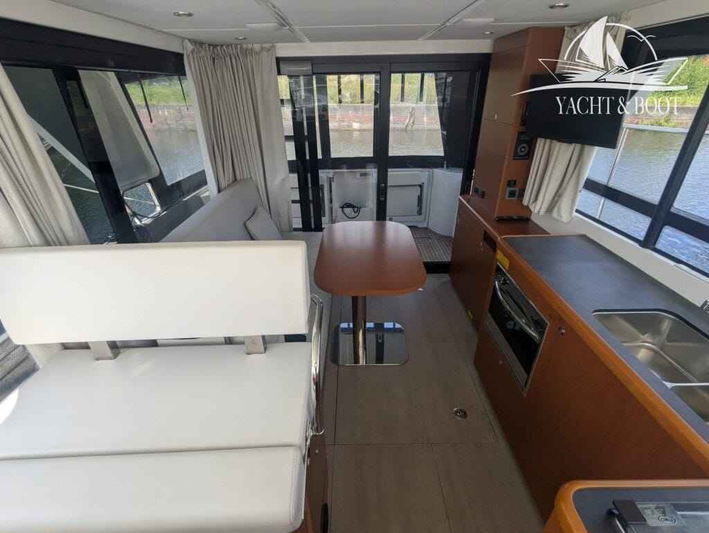 Motorboot Beneteau Swift Trawler 30
