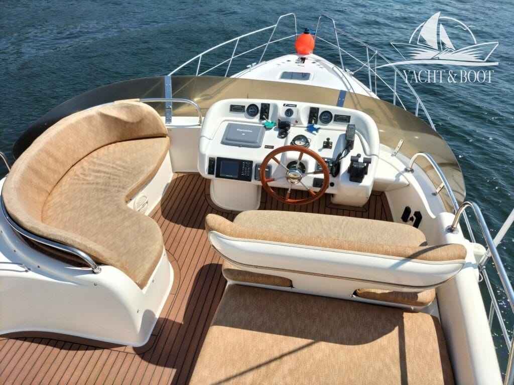 Motorboot Sealine Stratsman 42