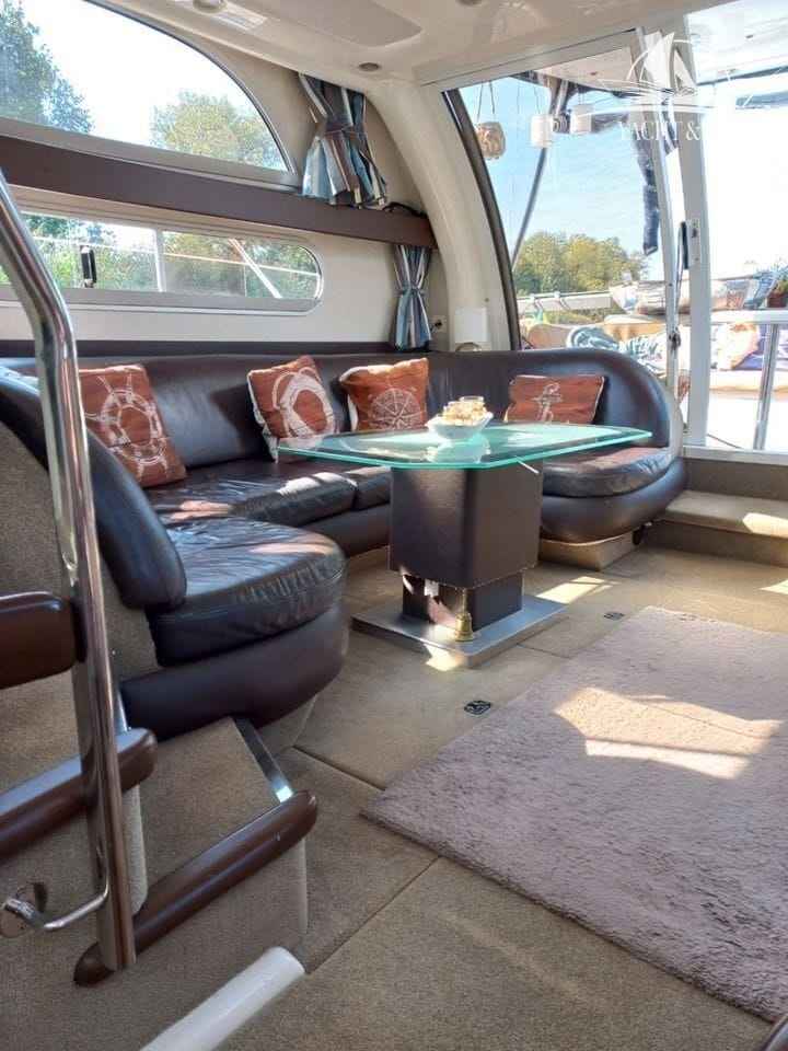 Motorboot Sealine Stratsman 42