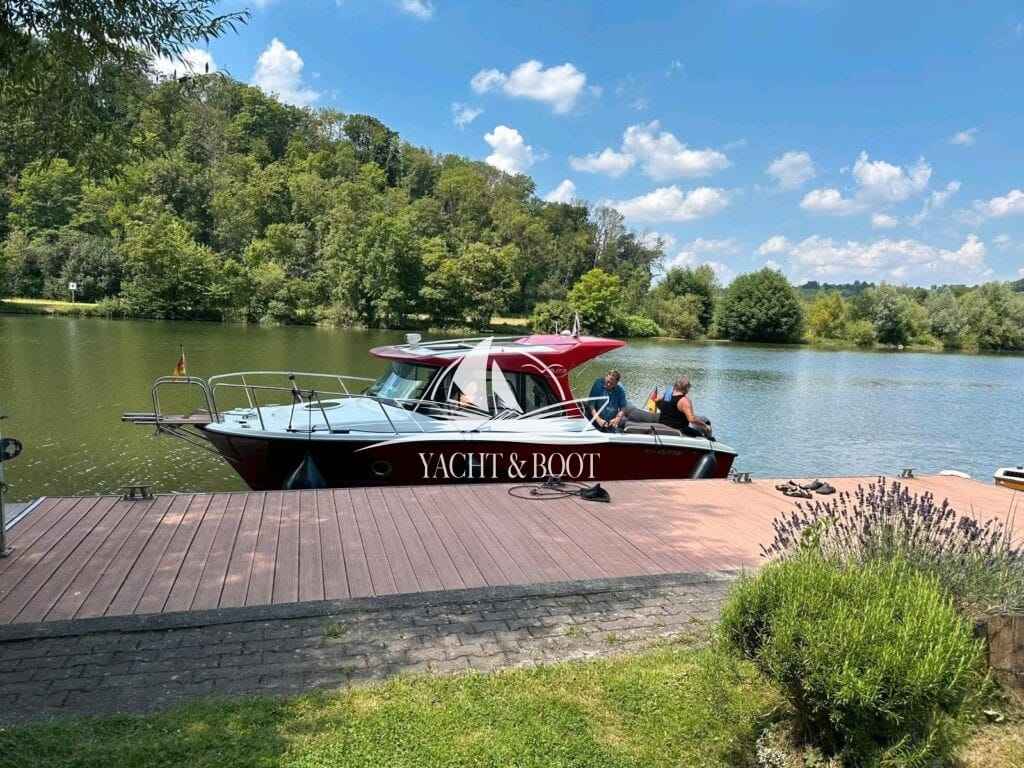 Motorboot Velvette 23 Active Sedan