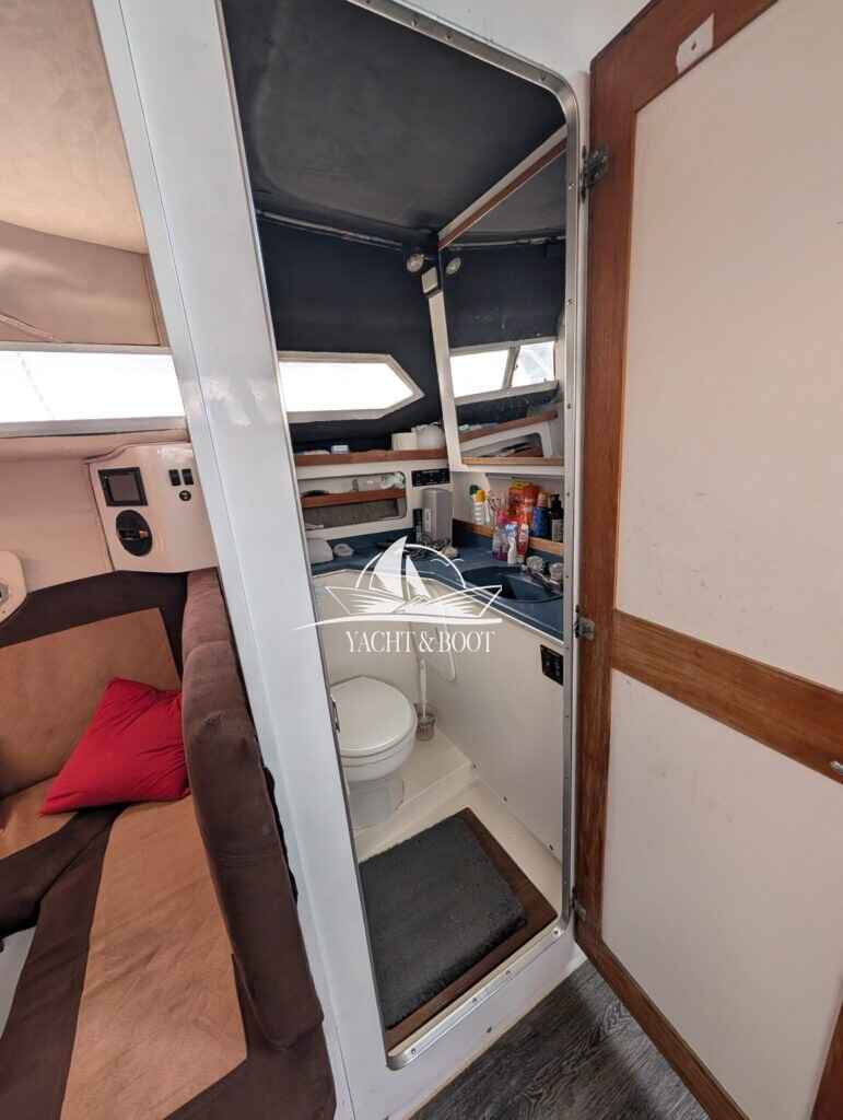 Motorboot Cruiser Yachts 3270 Esprit
