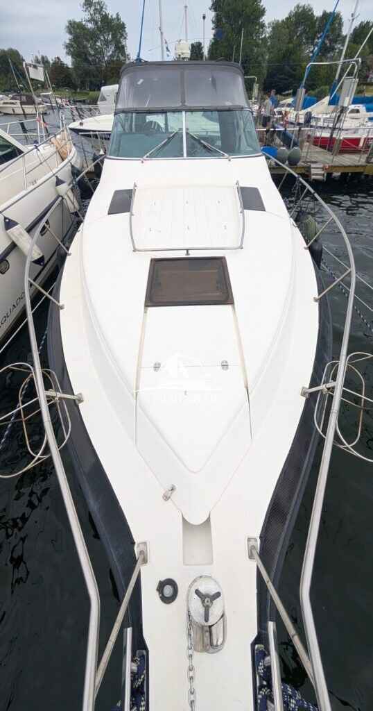 Motorboot Cruiser Yachts 3270 Esprit