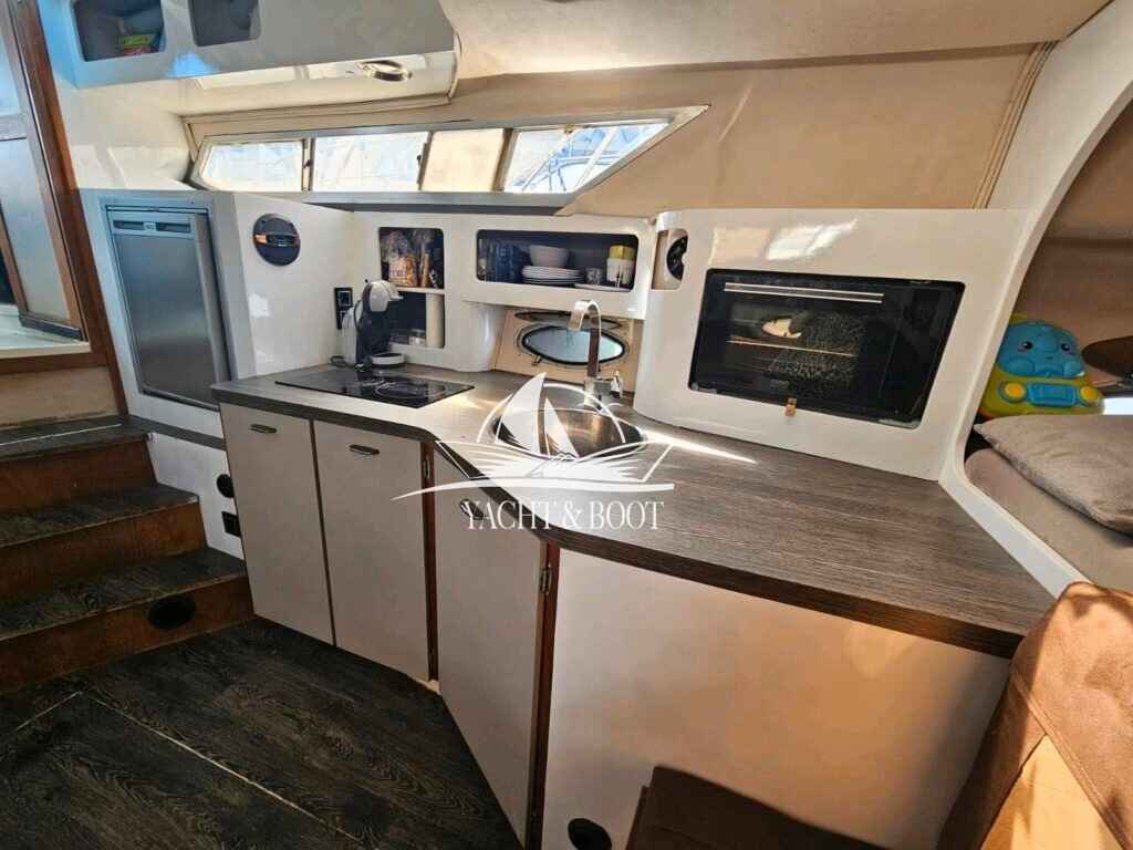 Motorboot Cruiser Yachts 3270 Esprit
