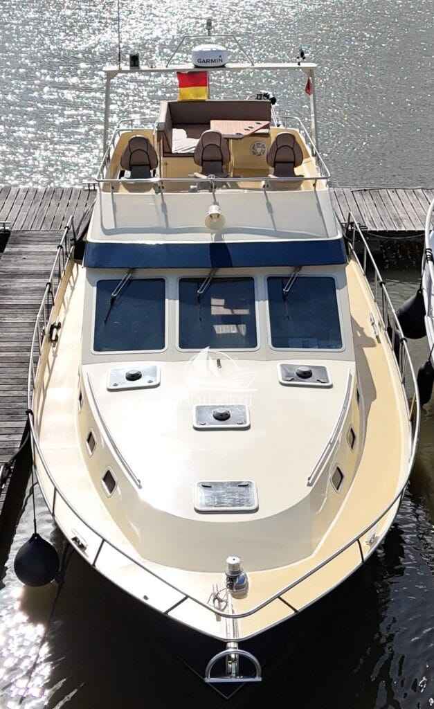 Motorboot Bruce Roberts Europe 1200