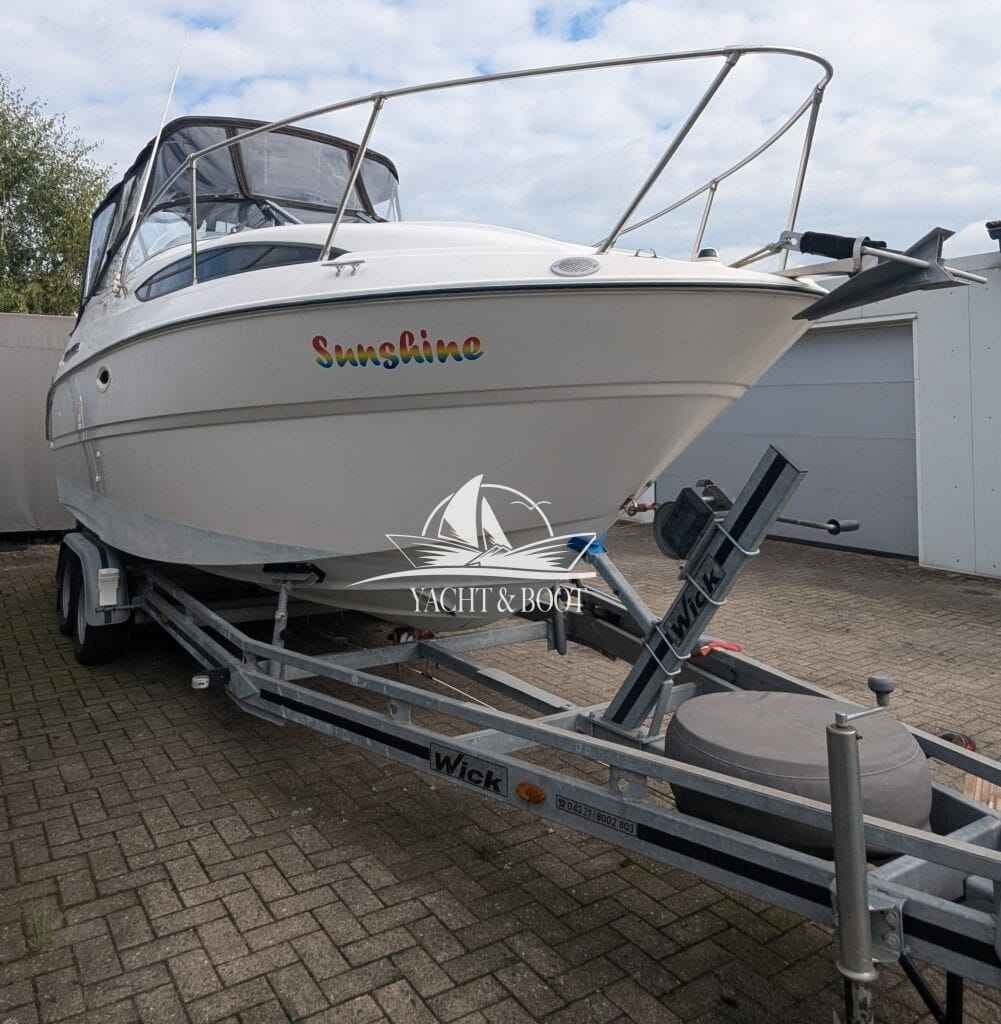 Motorboot Bayliner 245