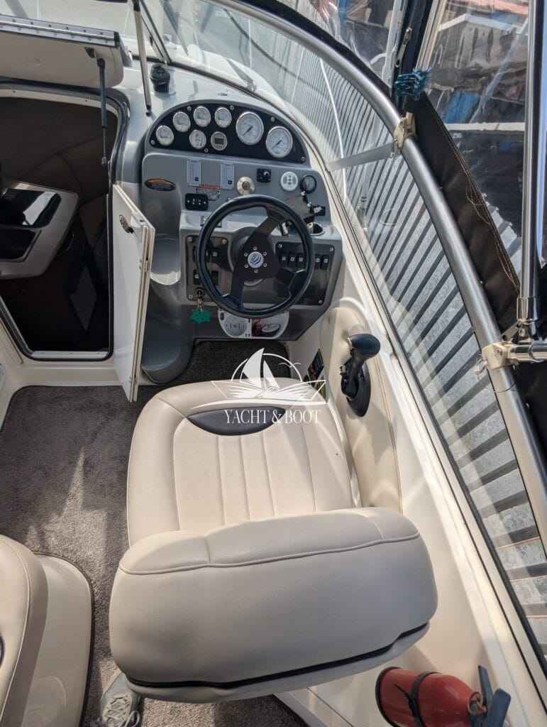 Motorboot Bayliner 245