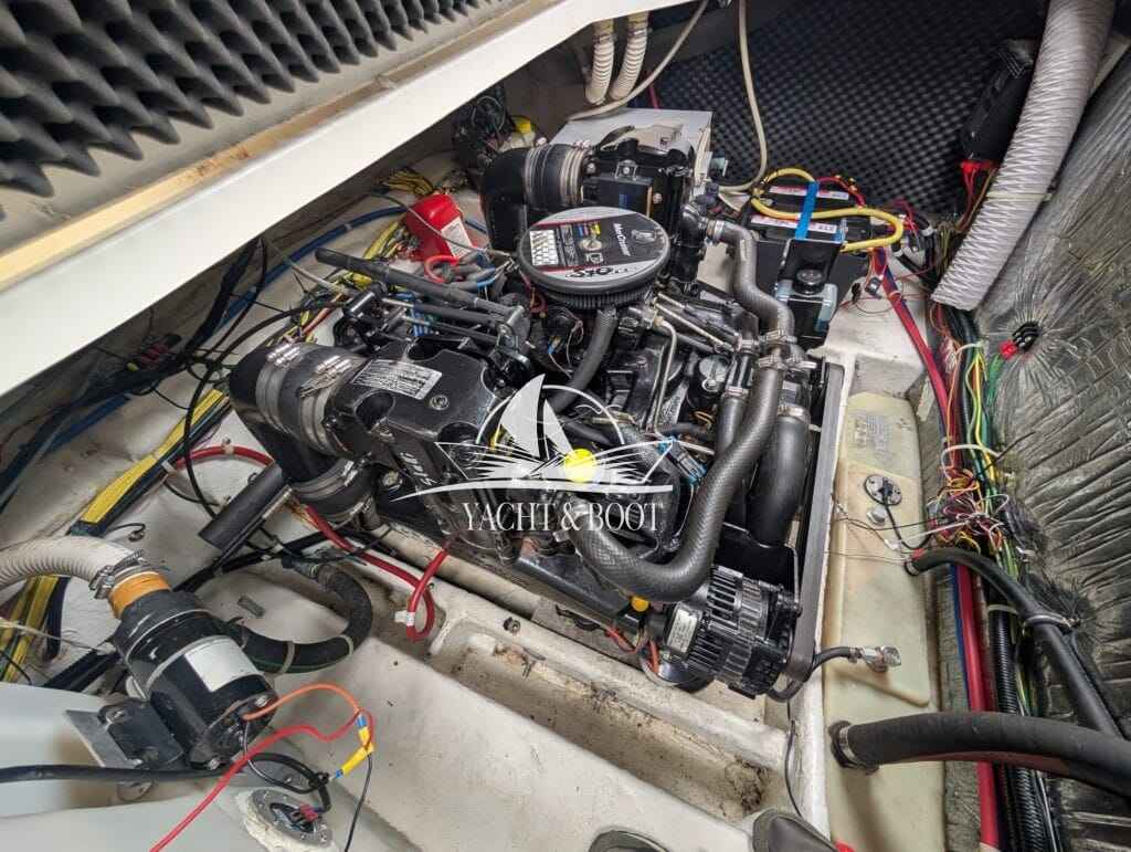 Motorboot Bayliner 245