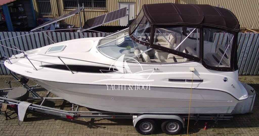 Motorboot Bayliner 245